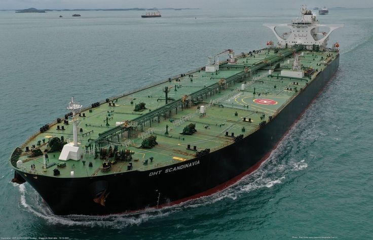 oil tanker vessel