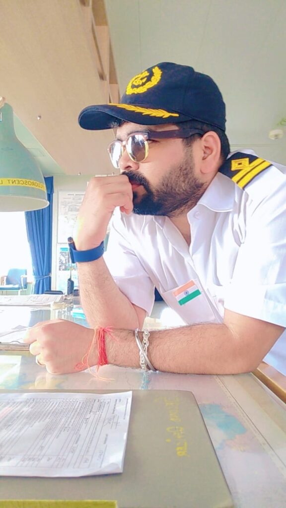 2nd officer in merchant navy