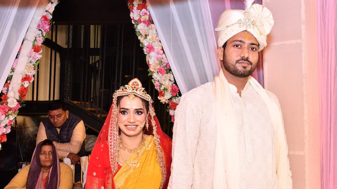 Merchant Navy Officer’s Wife Found Hanging merchant navy officer wife death 061923760 16x9 0